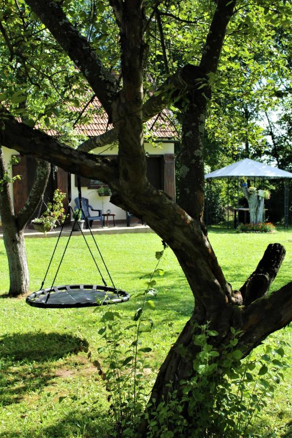Apartments Celopek Licko Petrovo Selo Экстерьер фото